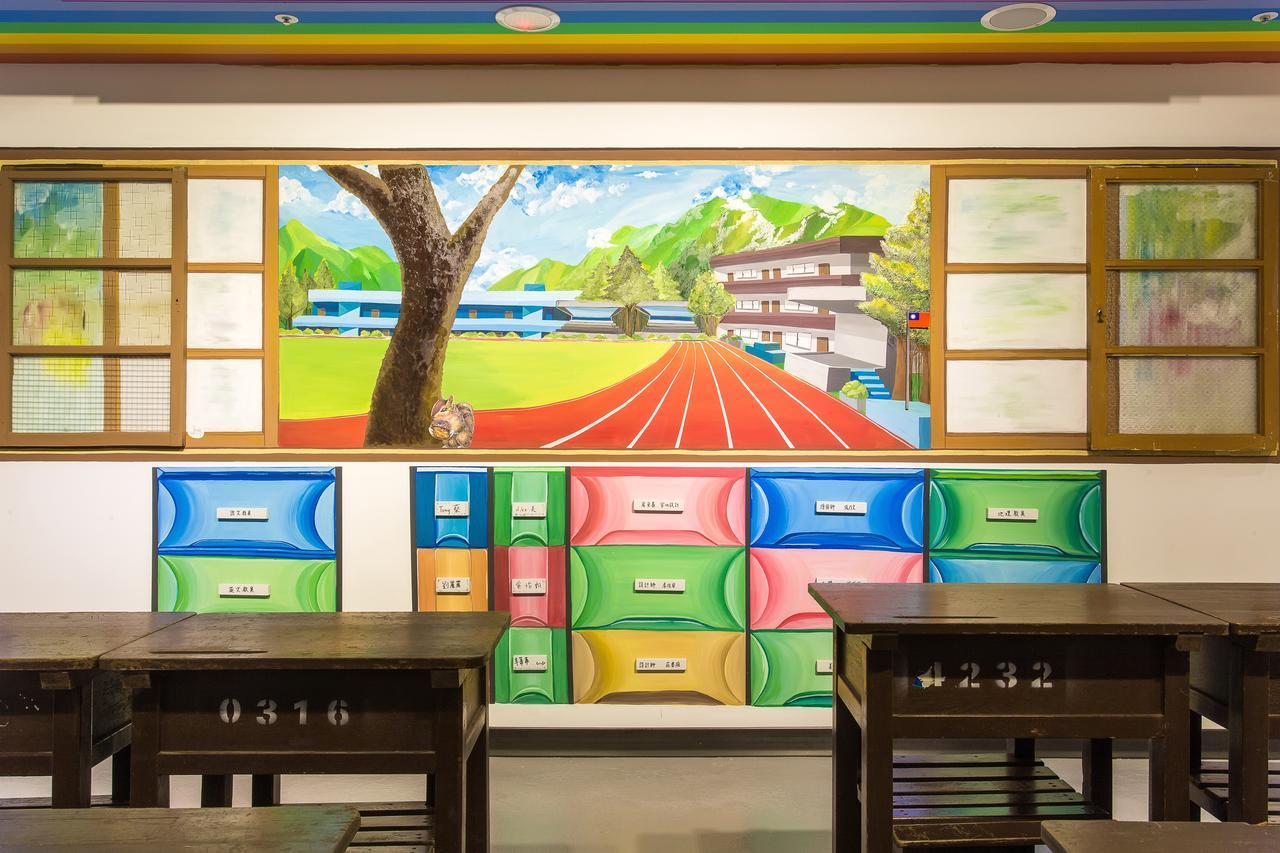 Rf Hotel - Sanchong Тайпей Екстериор снимка
