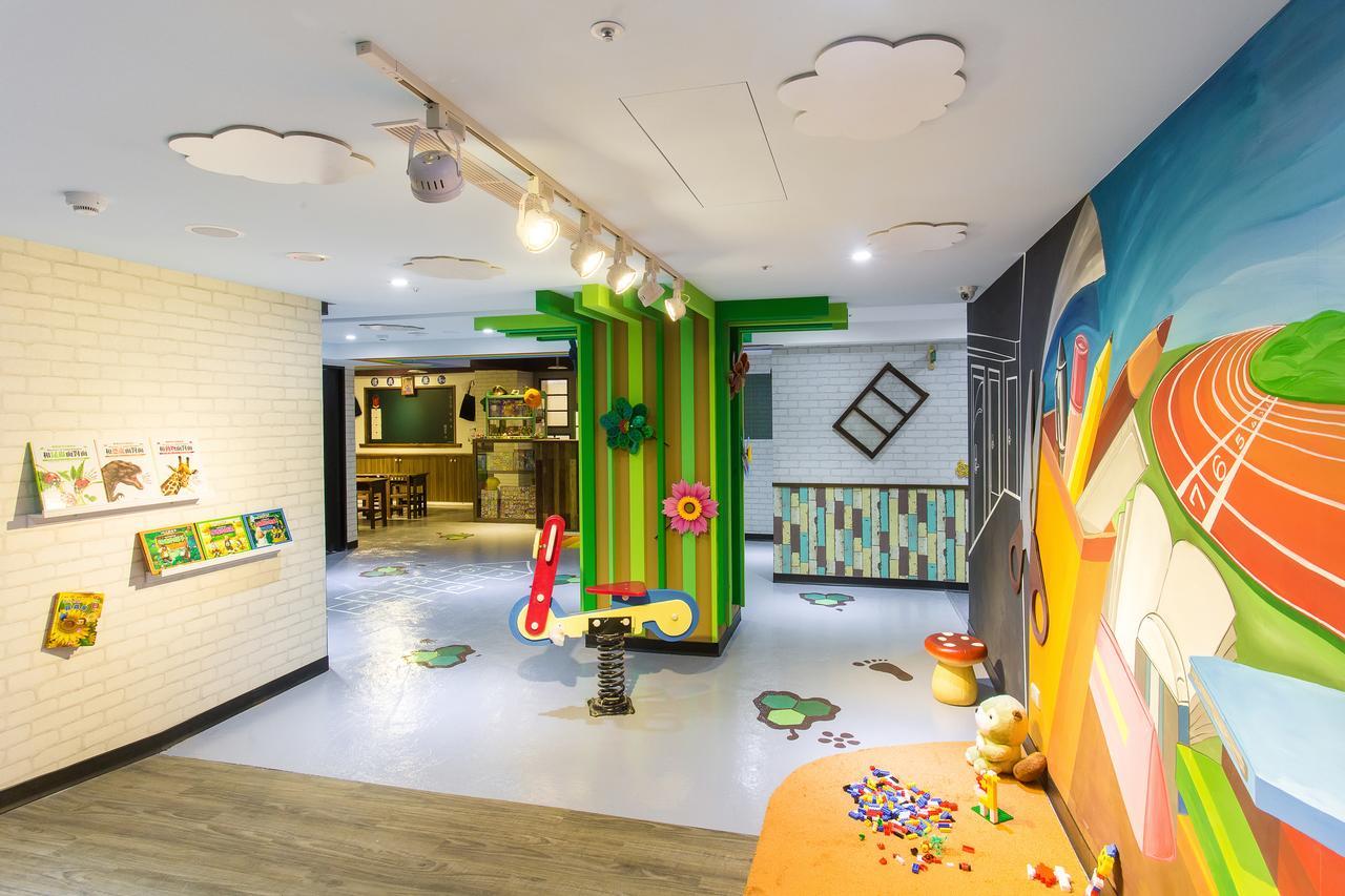 Rf Hotel - Sanchong Тайпей Екстериор снимка